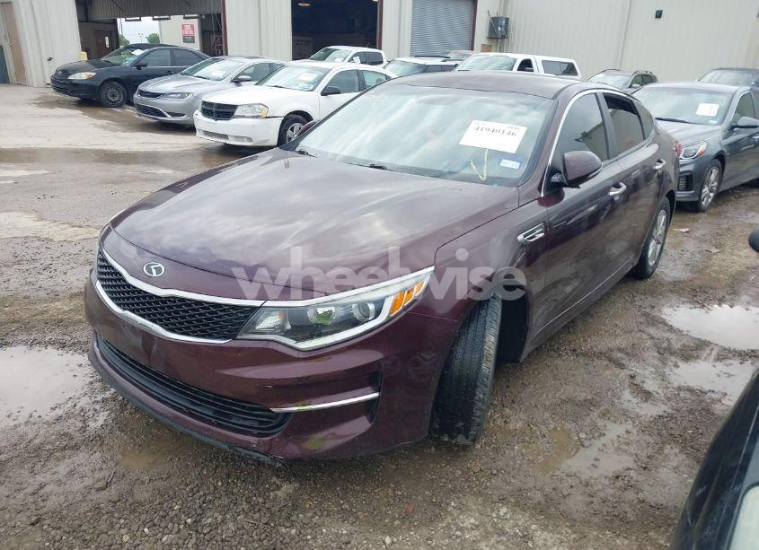 Photo 2 of 2016 Kia Optima LX (VIN 5XXGT4L3XGG027430)