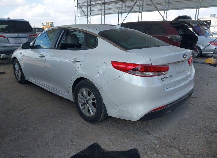 Photo 3 of 2016 Kia Optima LX (VIN 5XXGT4L3XGG056765)
