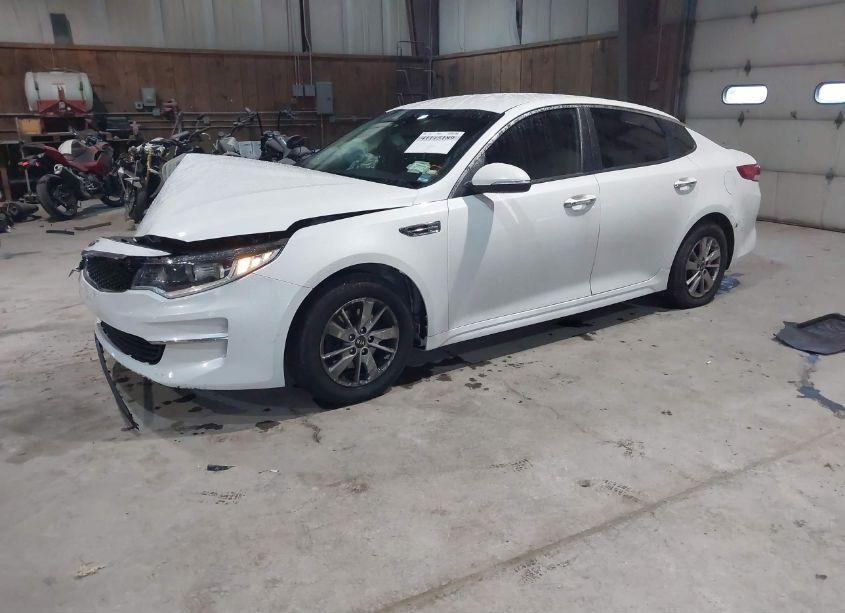 Photo 2 of 2016 Kia Optima LX (VIN 5XXGT4L3XGG063361)