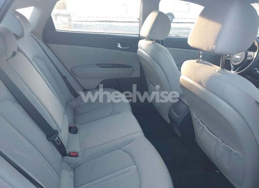 Photo 8 of 2016 Kia Optima LX (VIN 5XXGT4L3XGG077552)