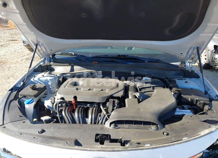 Photo 10 of 2016 Kia Optima LX (VIN 5XXGT4L3XGG092343)