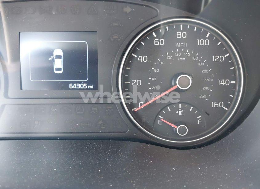 Photo 16 of 2016 Kia Optima LX (VIN 5XXGT4L3XGG098143)