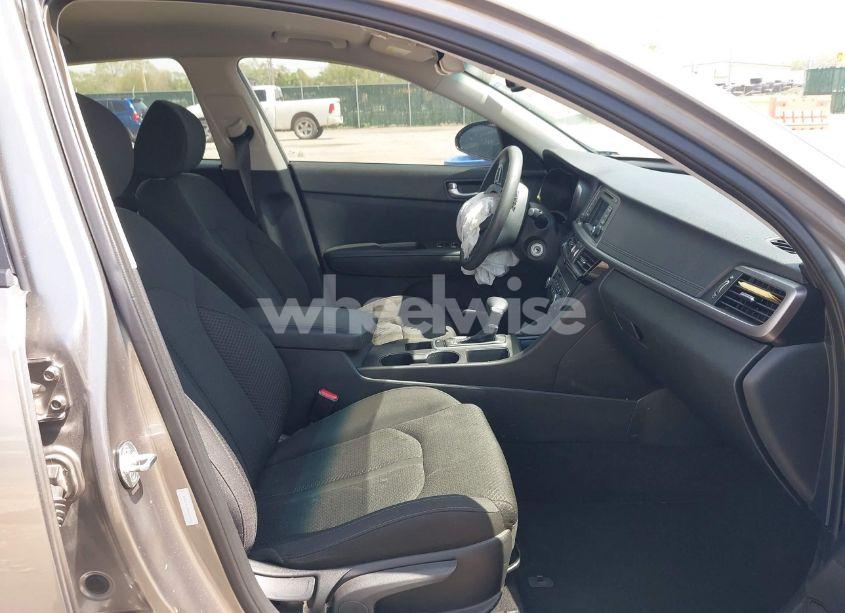 Photo 5 of 2016 Kia Optima LX (VIN 5XXGT4L3XGG098143)