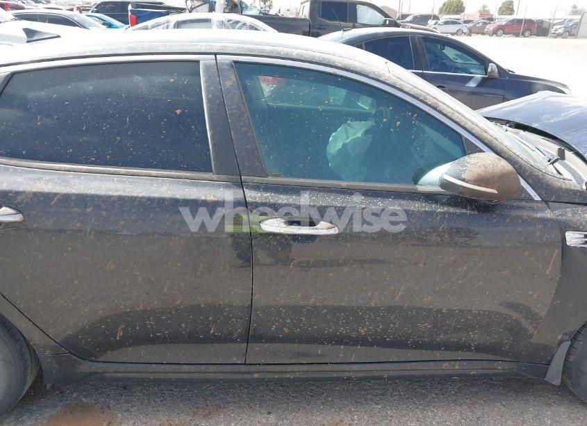 Photo 13 of 2016 Kia Optima LX (VIN 5XXGT4L3XGG103129)