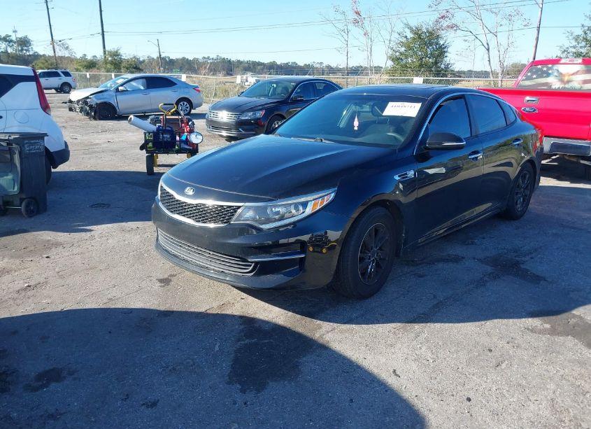 Photo 2 of 2016 Kia Optima LX (VIN 5XXGT4L3XGG104359)
