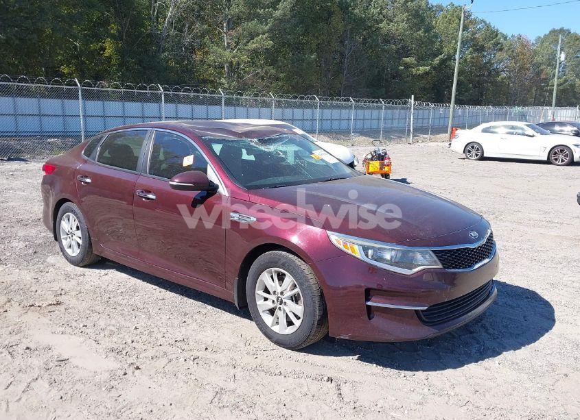 2016 Kia Optima LX (VIN 5XXGT4L3XGG108119) main photo