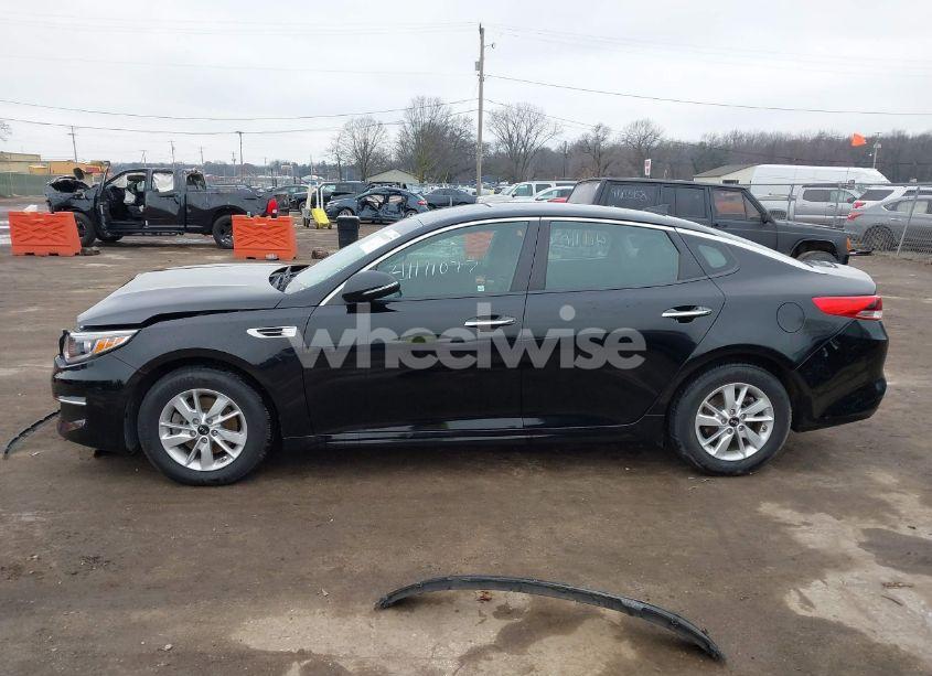 Photo 15 of 2016 Kia Optima LX (VIN 5XXGT4L3XGG112140)