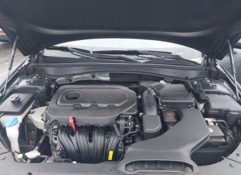 Photo 10 of 2016 Kia Optima LX (VIN 5XXGT4L3XGG113725)