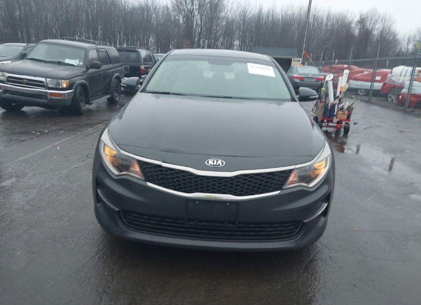 Photo 12 of 2016 Kia Optima LX (VIN 5XXGT4L3XGG113725)
