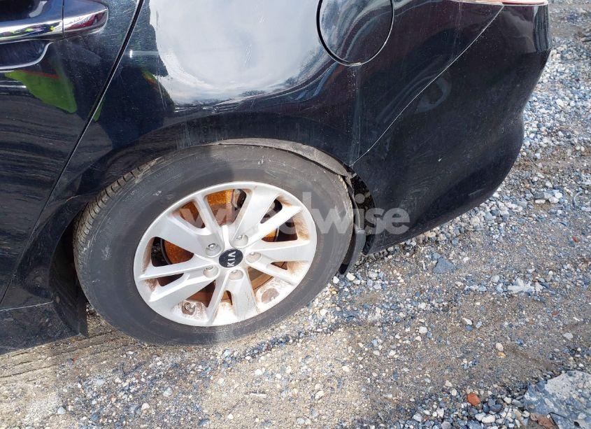 Photo 18 of 2016 Kia Optima LX (VIN 5XXGT4L3XGG115006)