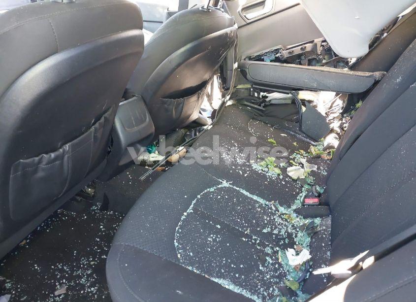 Photo 8 of 2016 Kia Optima LX (VIN 5XXGT4L3XGG115006)