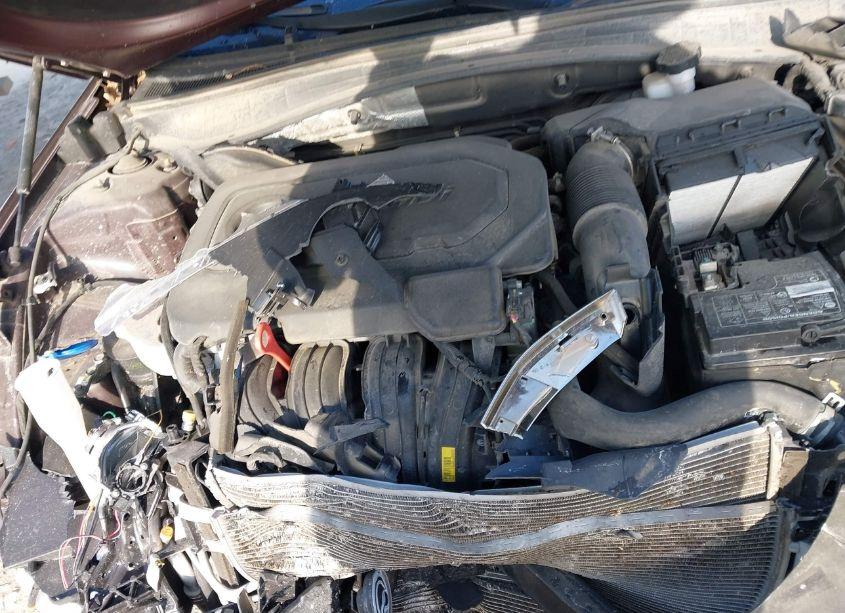 Photo 10 of 2016 Kia Optima LX (VIN 5XXGT4L3XGG120786)