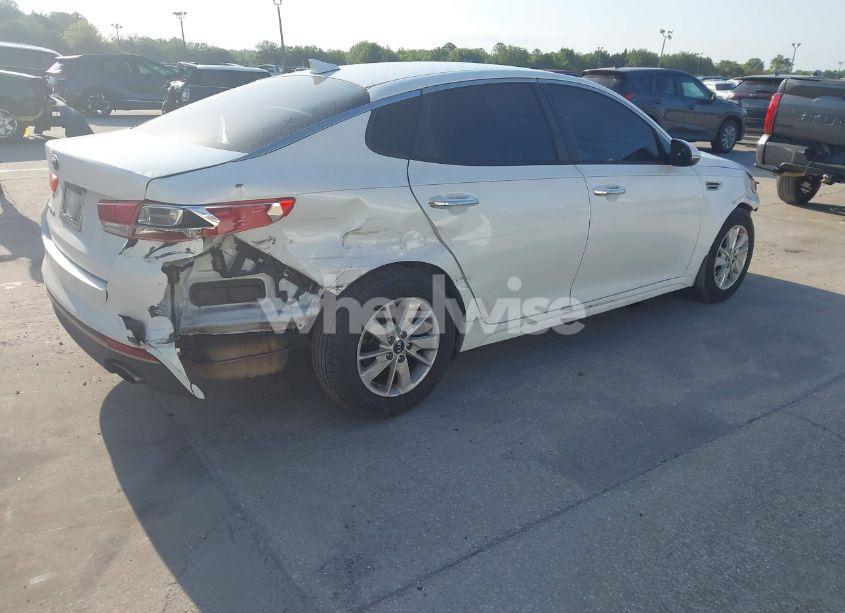 Photo 4 of 2017 Kia Optima LX (VIN 5XXGT4L3XHG128484)
