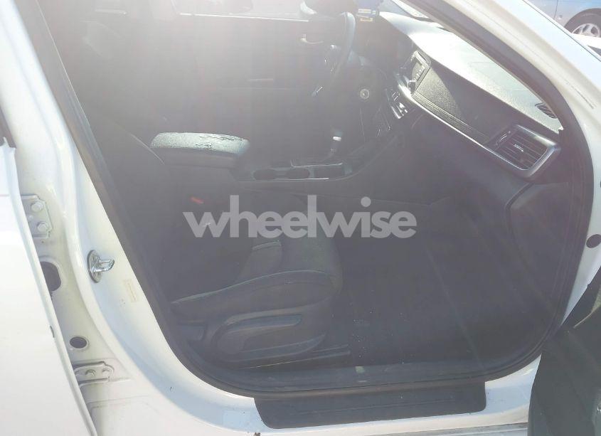 Photo 5 of 2017 Kia Optima LX (VIN 5XXGT4L3XHG128484)