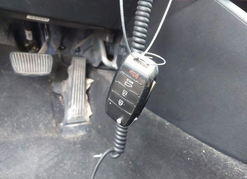 Photo 11 of 2017 Kia Optima LX (VIN 5XXGT4L3XHG134270)