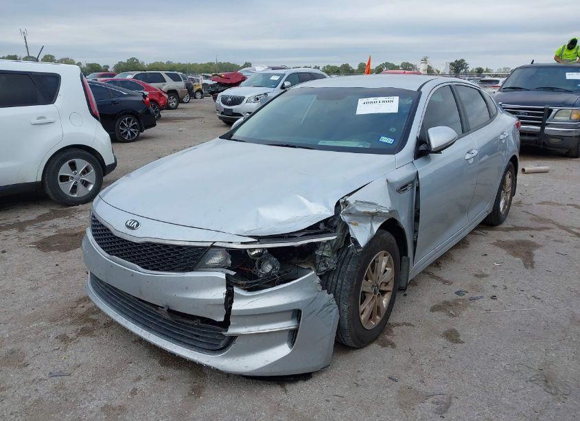 Photo 2 of 2017 Kia Optima LX (VIN 5XXGT4L3XHG134270)