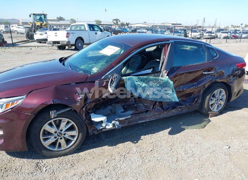 Photo 6 of 2017 Kia Optima LX (VIN 5XXGT4L3XHG138528)