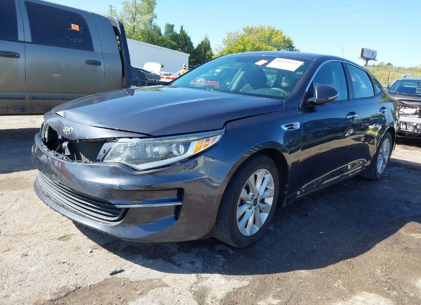 Photo 2 of 2017 Kia Optima LX (VIN 5XXGT4L3XHG139985)