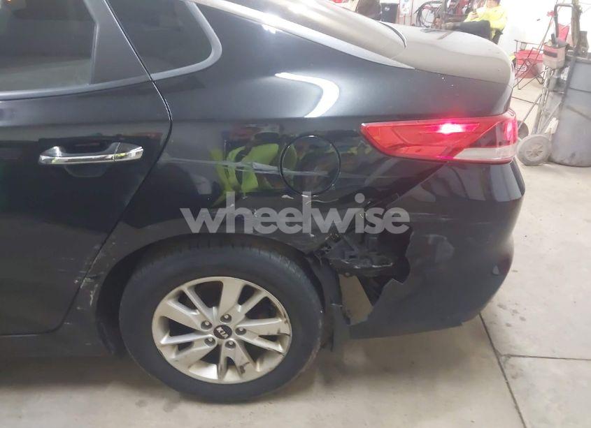 Photo 18 of 2017 Kia Optima LX (VIN 5XXGT4L3XHG152865)