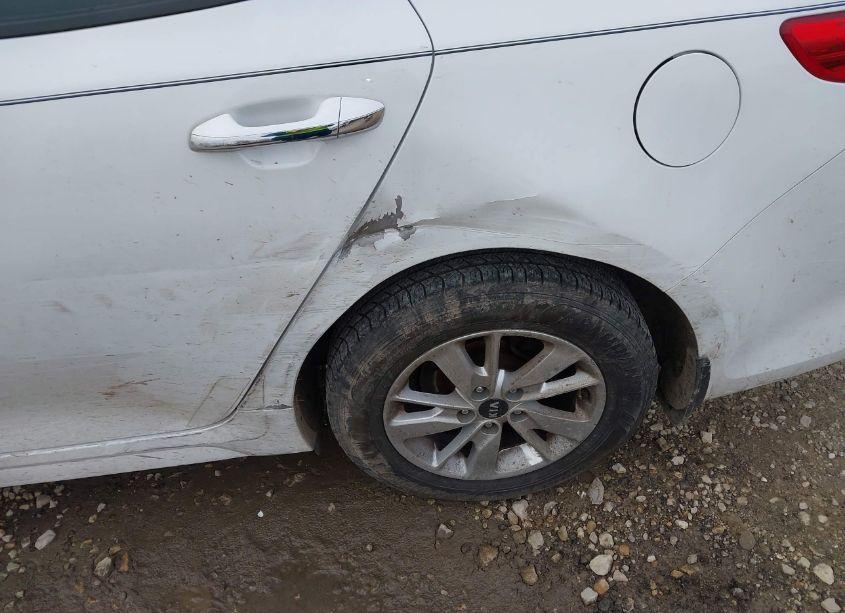 Photo 17 of 2017 Kia Optima LX (VIN 5XXGT4L3XHG153353)