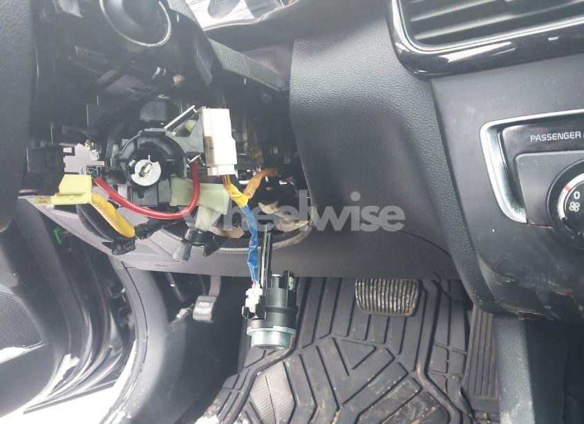 Photo 6 of 2017 Kia Optima LX (VIN 5XXGT4L3XHG153966)