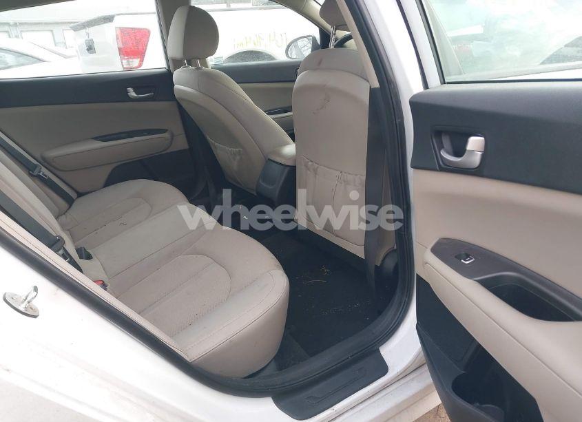 Photo 8 of 2017 Kia Optima LX (VIN 5XXGT4L3XHG155135)