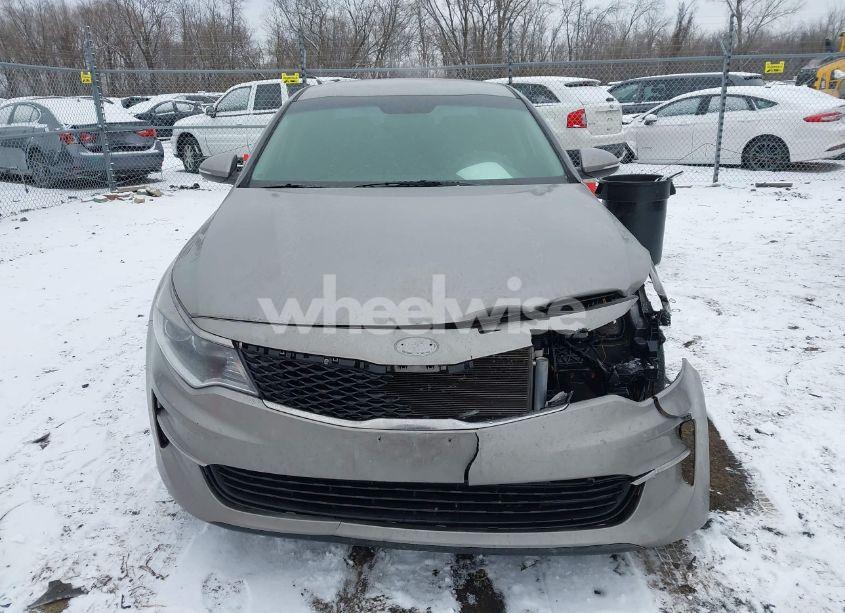 Photo 12 of 2017 Kia Optima LX (VIN 5XXGT4L3XHG160948)