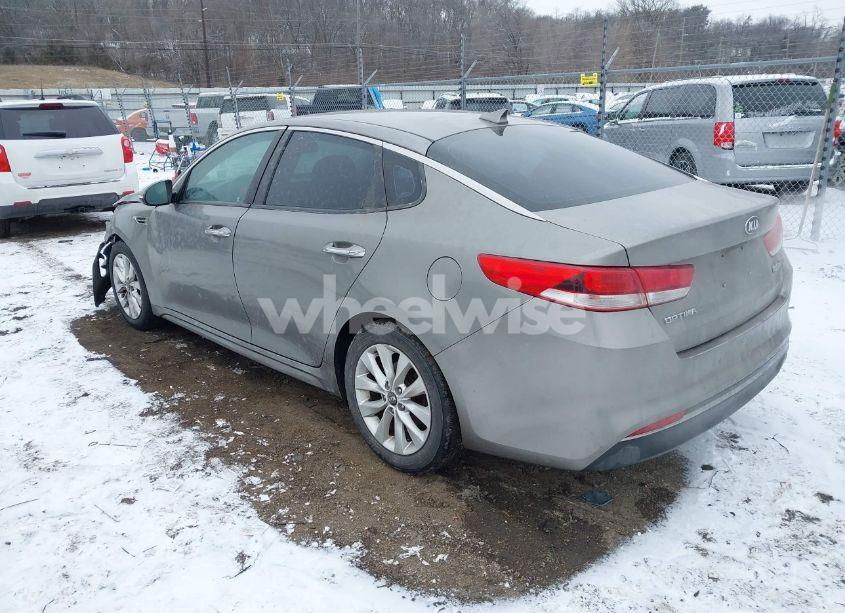 Photo 3 of 2017 Kia Optima LX (VIN 5XXGT4L3XHG160948)