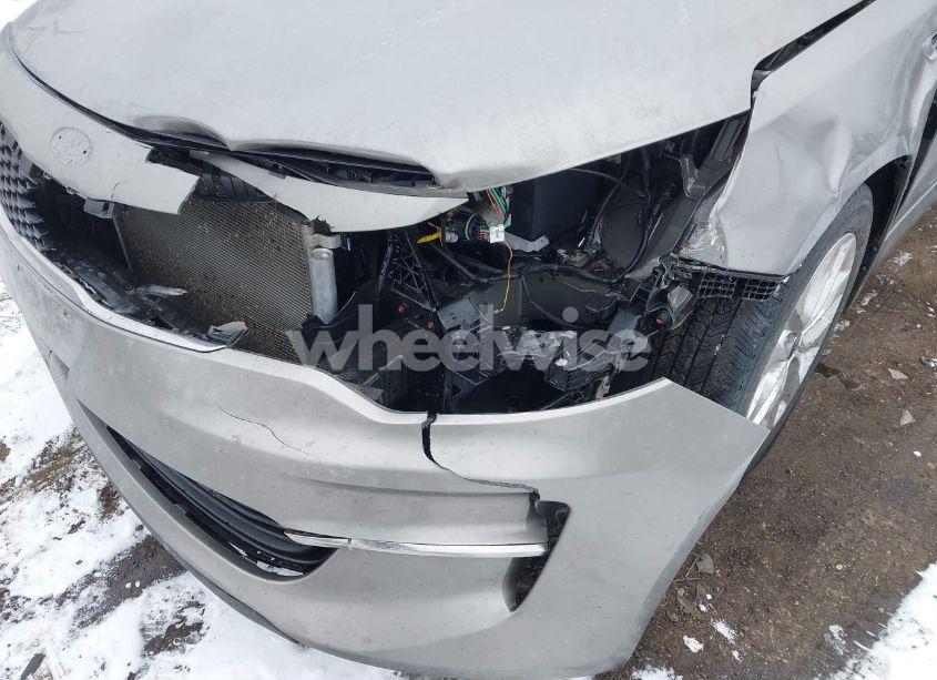 Photo 6 of 2017 Kia Optima LX (VIN 5XXGT4L3XHG160948)