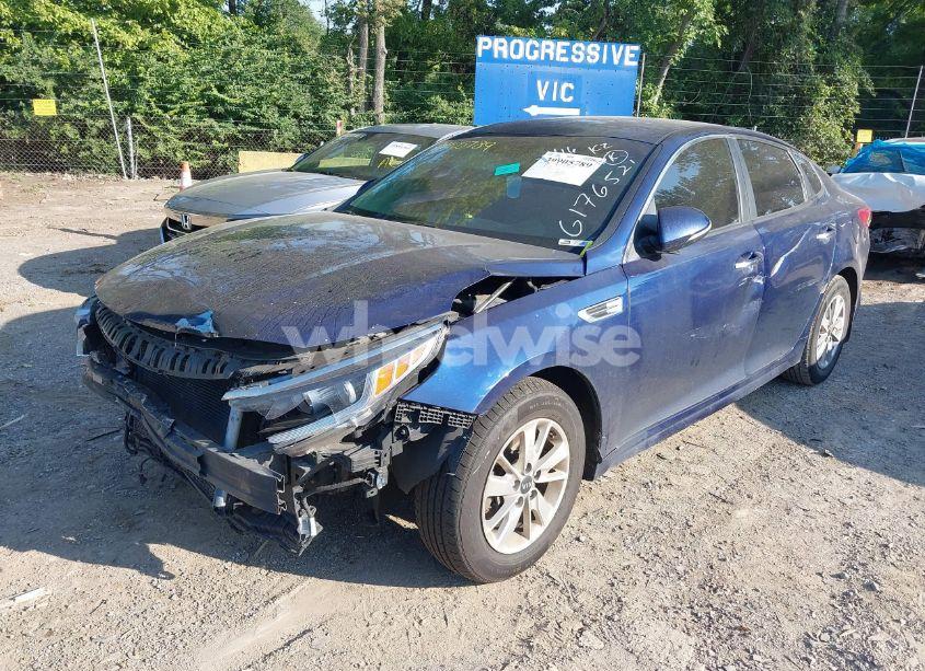 Photo 2 of 2017 Kia Optima LX (VIN 5XXGT4L3XHG176521)