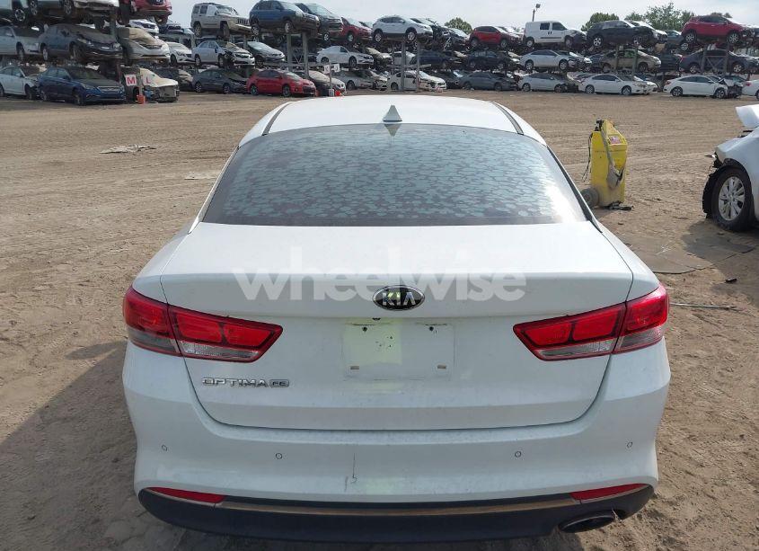 Photo 16 of 2018 Kia Optima LX (VIN 5XXGT4L3XJG182289)