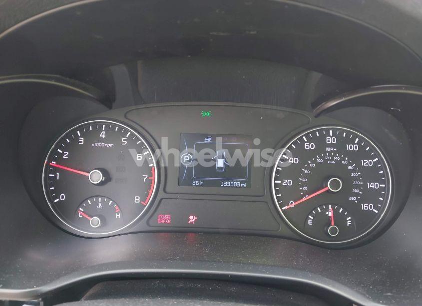 Photo 7 of 2018 Kia Optima LX (VIN 5XXGT4L3XJG182289)