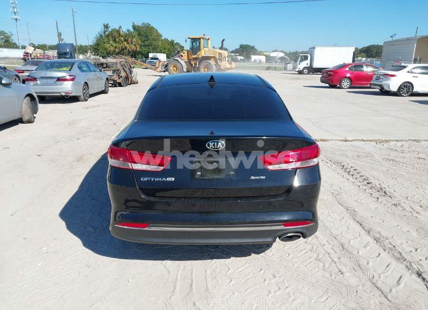 Photo 17 of 2018 Kia Optima LX (VIN 5XXGT4L3XJG203237)