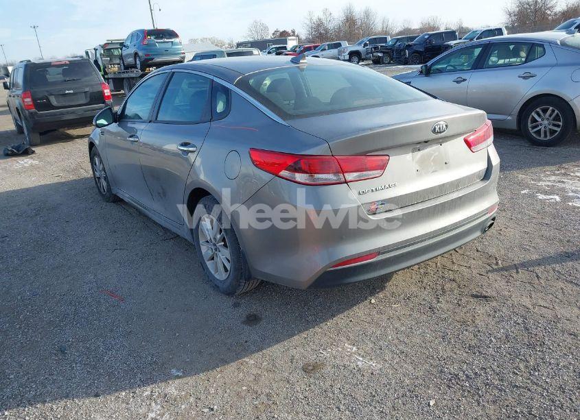 Photo 3 of 2018 Kia Optima LX (VIN 5XXGT4L3XJG205277)