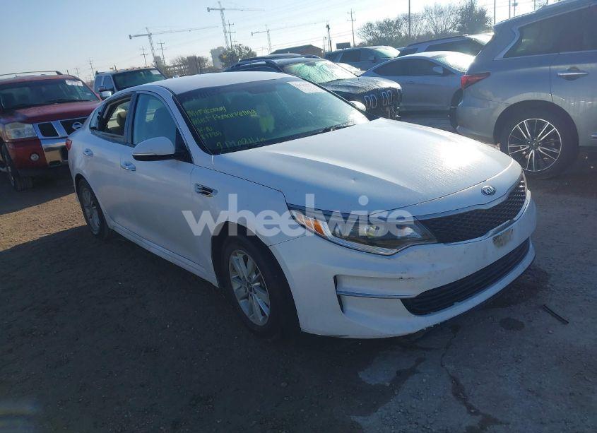 Photo 6 of 2018 Kia Optima LX (VIN 5XXGT4L3XJG206946)