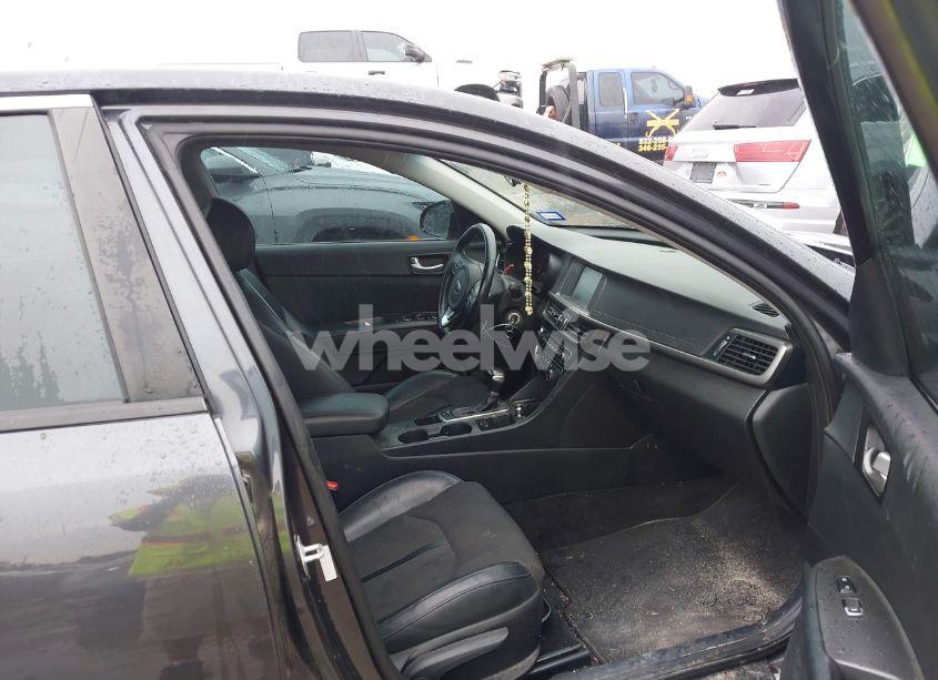Photo 5 of 2018 Kia Optima S (VIN 5XXGT4L3XJG219874)