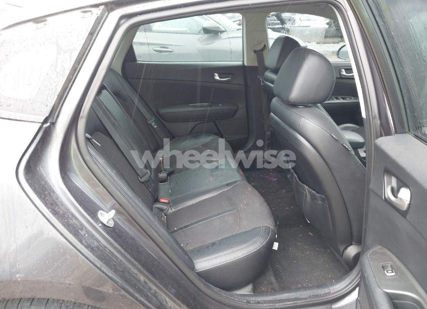 Photo 8 of 2018 Kia Optima S (VIN 5XXGT4L3XJG219874)