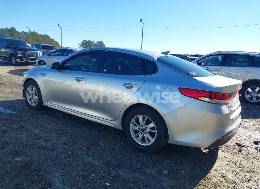 Photo 3 of 2018 Kia Optima LX (VIN 5XXGT4L3XJG226064)
