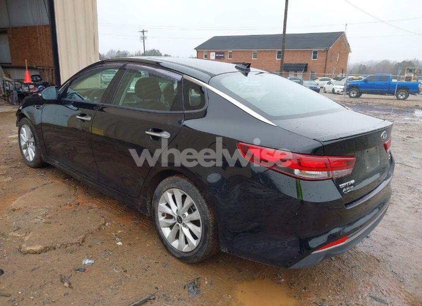 Photo 3 of 2018 Kia Optima S (VIN 5XXGT4L3XJG242197)