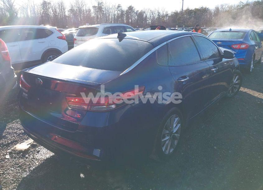 Photo 4 of 2018 Kia Optima S (VIN 5XXGT4L3XJG242796)