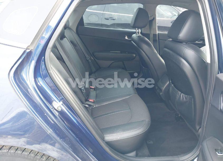 Photo 8 of 2018 Kia Optima S (VIN 5XXGT4L3XJG242796)