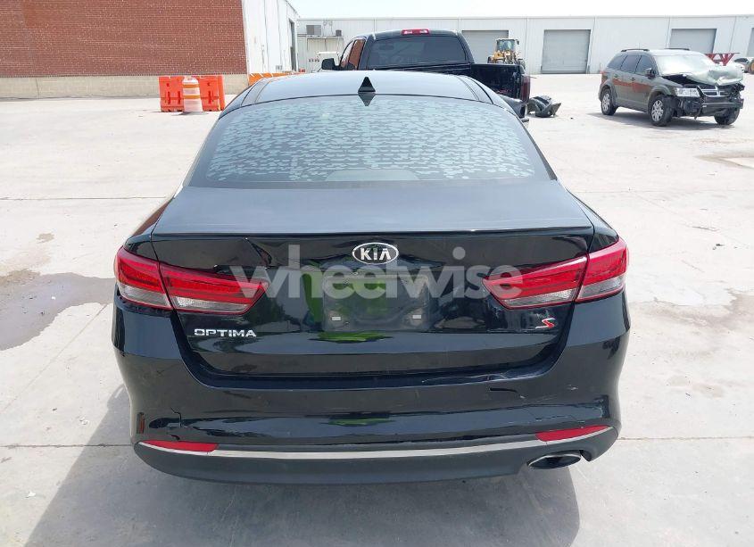 Photo 16 of 2018 Kia Optima S (VIN 5XXGT4L3XJG243723)