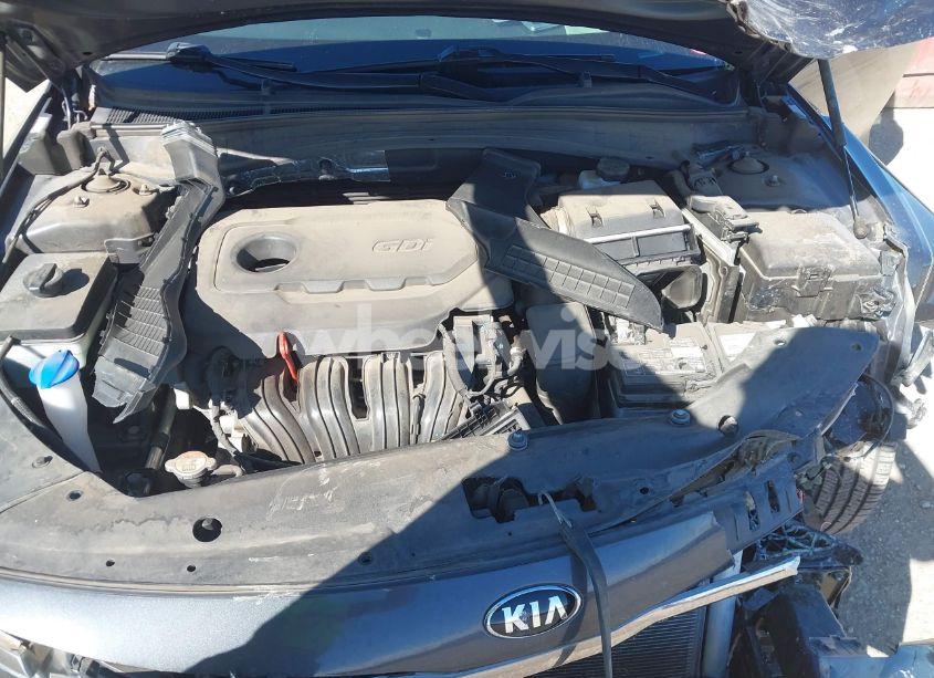 Photo 10 of 2018 Kia Optima S (VIN 5XXGT4L3XJG244855)