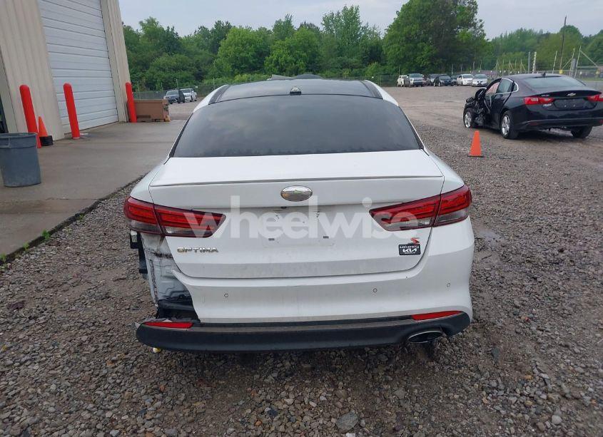 Photo 17 of 2018 Kia Optima S (VIN 5XXGT4L3XJG246489)