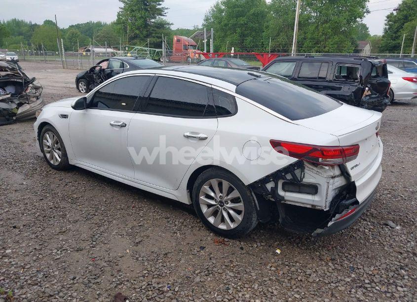 Photo 3 of 2018 Kia Optima S (VIN 5XXGT4L3XJG246489)