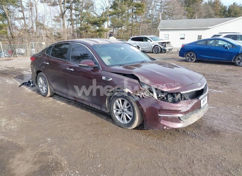 2018 Kia Optima LX (VIN 5XXGT4L3XJG249375) main photo