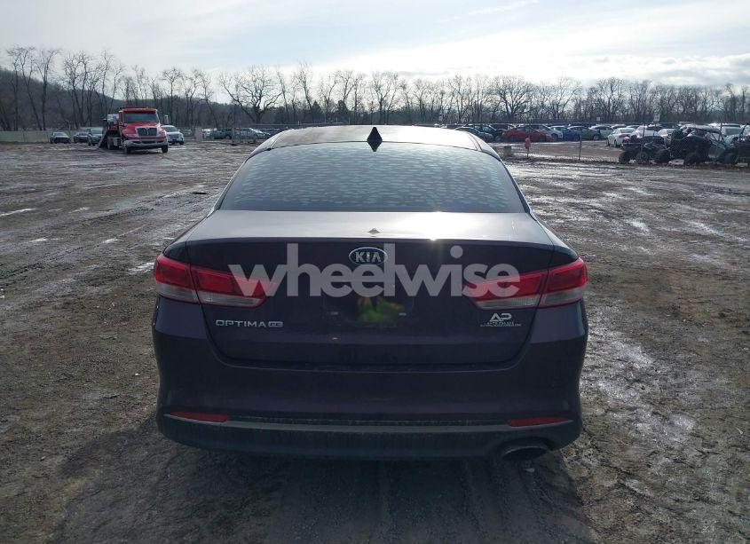 Photo 17 of 2018 Kia Optima LX (VIN 5XXGT4L3XJG249375)