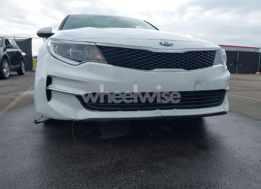 Photo 6 of 2018 Kia Optima LX (VIN 5XXGT4L3XJG257105)
