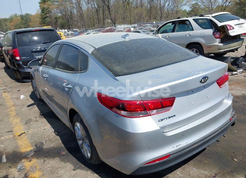 Photo 3 of 2018 Kia Optima LX (VIN 5XXGT4L3XJG271957)