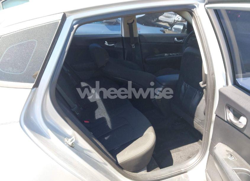 Photo 8 of 2018 Kia Optima LX (VIN 5XXGT4L3XJG271957)